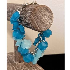 Blue Petal Silver Tone Toggle Clasp 7.25" Bracelet